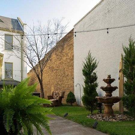 Bed and Breakfast Magnolia Manor And Chapel Humboldt Екстер'єр фото